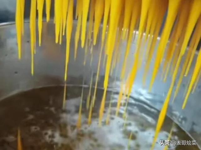 白凉粉是什么东西，白凉粉是什么东西做出来的（夏日：广西香肉荔枝靠边站）