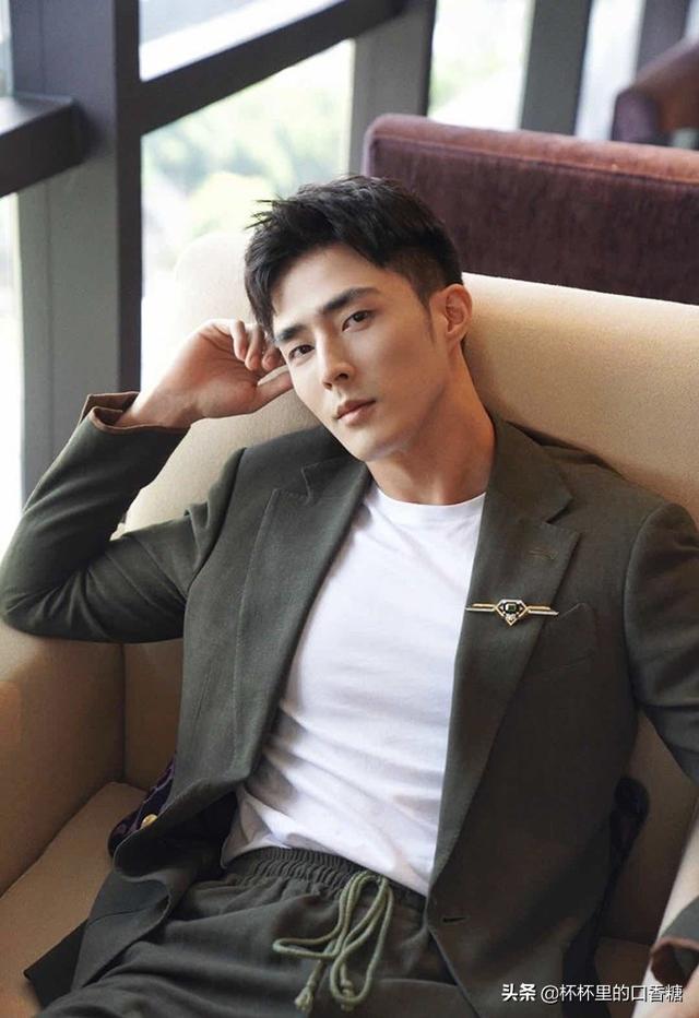 可爱霸道总裁，可爱霸道总裁正在洗澡 灰姑娘闯进全部视频（任嘉伦帅气可爱、张翰霸气傲娇图片）