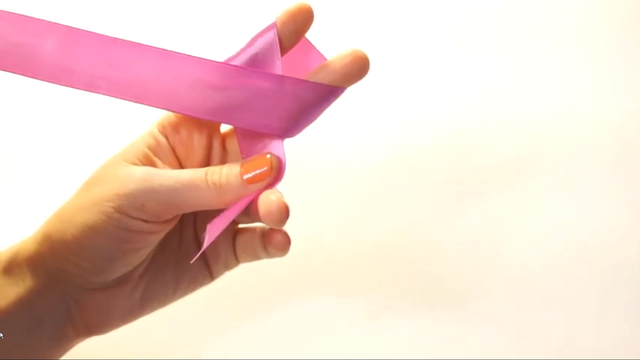 简单好看的蝴蝶结系法，教你快速徒手打出一个漂亮的双蝴蝶结