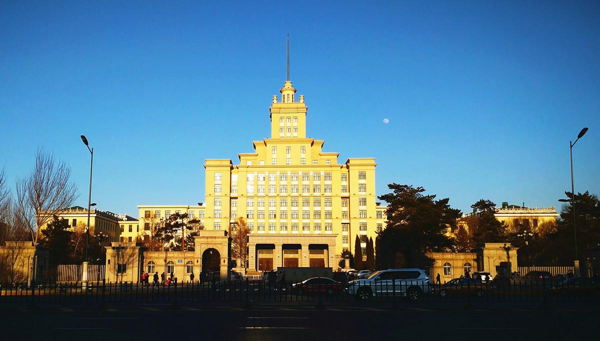 黑龙江水利专科学校（这所非211大学性价比极高）