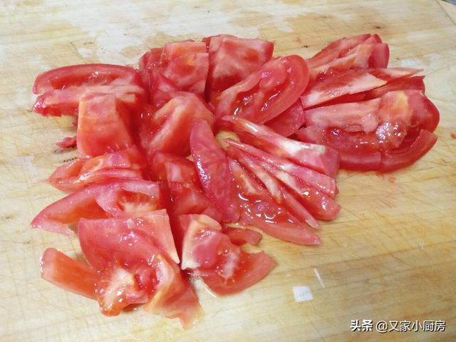 菠菜面的家常做法，教你在家做陕西特色面食菠菜面