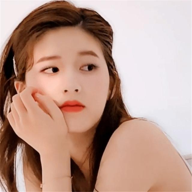 赵露思qq头像，赵露思的头像微信（来一波赵露思的萌美大头像）