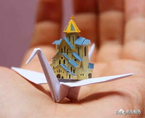 如何做一个千纸鹤，怎样才能做千纸鹤（一千天叠出1000种纸鹤）
