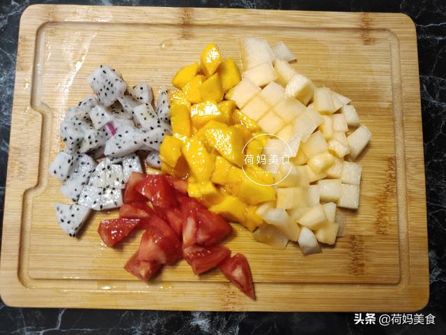 不用烤箱做披萨最简单做法，没有烤箱怎么简单做披萨（教你在家做水果披萨）