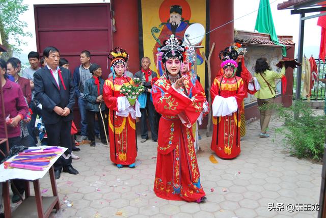 妖婆子陕西方言意思，平凉三张国字号文化名片之一