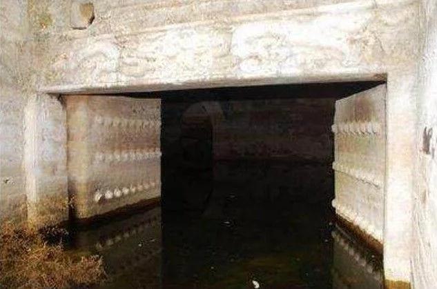 康熙墓被盗了吗，康熙陵墓被盗文物都在哪里（康熙遗体在冷水里泡了60年）