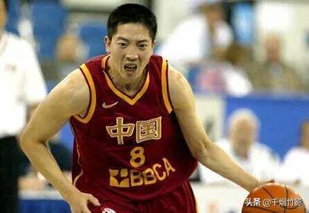 标准篮球是几号球，篮球有几种型号（篮球比赛中12345号位怎么分辨）