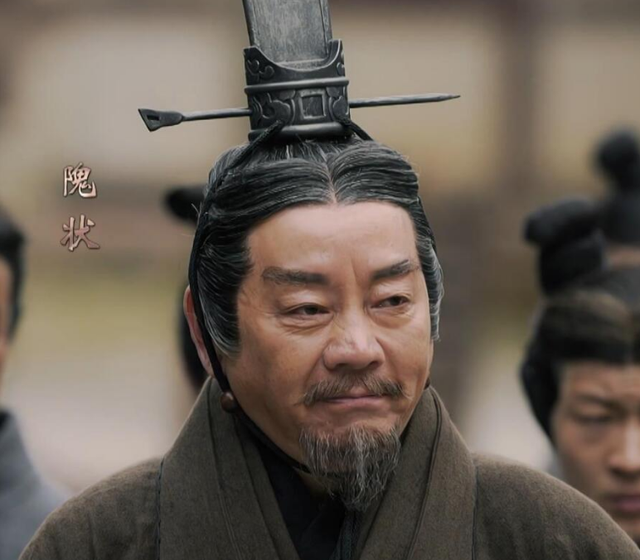 王绾和李斯谁是第一任丞相，王绾和李斯的关系（《大秦赋》：秦朝建立后）
