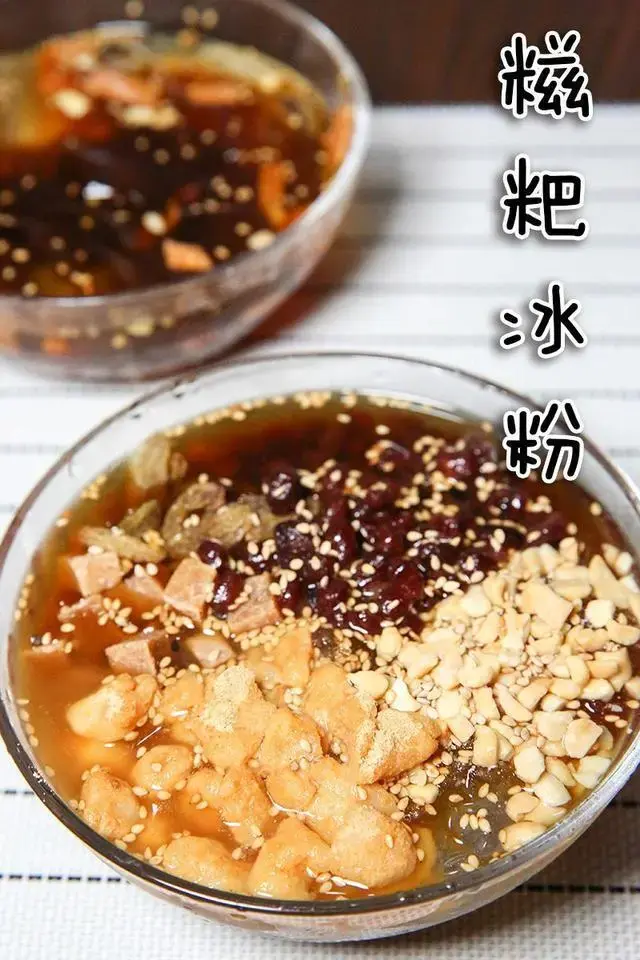 冰粉是什么做的，冰粉是什么材料做的（详细做法和配方揭秘）