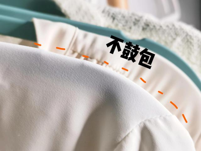 装被子用收纳袋好还是收纳箱好，装被子的收纳袋什么材质的好（再多衣服都不愁）