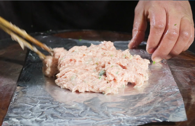 家常火腿的制作技巧分享，火腿做法（火腿肠别去外面买了）