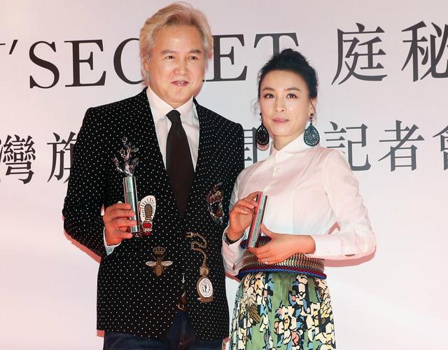微商代理什么产品好卖，新人应该怎么做（中国最牛微商：年销售达百亿）