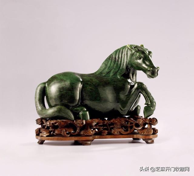 俄罗斯碧玉，俄料最好的碧玉与和田碧玉有什么区别（俄罗斯碧玉值钱吗）