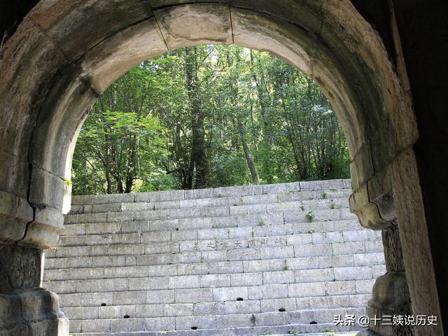 朱元璋陵墓在哪，朱元璋陵墓在哪收费吗（历经600年地宫未被盗）