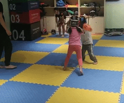 散打和自由搏击哪个更实用，自由搏击和散打哪个杀伤力大（搏击、武术、散打、跆拳道）