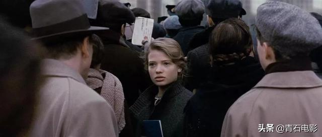 海上钢琴师是真实的故事吗，海上钢琴师的故事是真实的吗（《海上钢琴师》1900一生不下船）