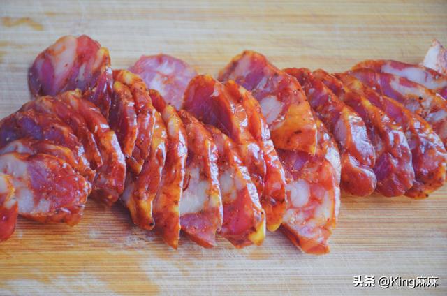 广东煲仔饭的做法，煲仔饭的做法及配方（选材到详细步骤全告诉你）