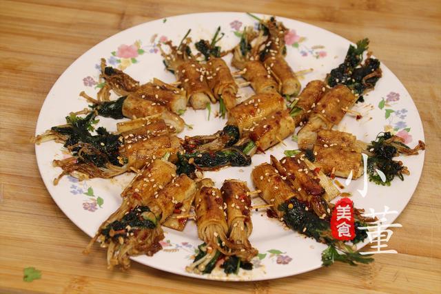 金针菇怎么做好吃又简单，金针菇最最简单又好吃的做法（金针菇和它才是绝配）