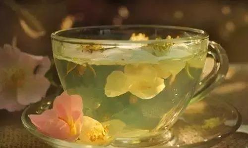 荷叶的功效与作用，决明子的功效与作用（瘦身灵药之荷叶）