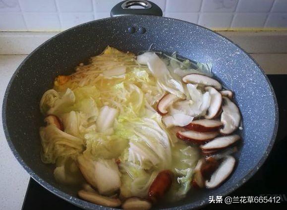 产妇菌菇蔬菜汤怎么做，你需要知道以下几点。