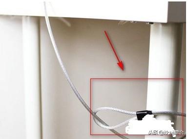 笔记本锁孔防盗怎么用，笔记本锁触摸板快捷键（笔记本锁屏密码忘记了怎么办）