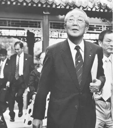 稻盛和夫如何拥有一个充实的人生，要想拥有一个充实的人生