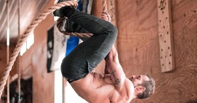 cf什么意思，cf是什么意思（周末，来试试CF吧）