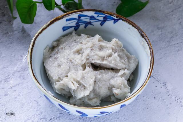 宝宝辅食虾丸子汤做法，不吃肉也要吃这丸子汤