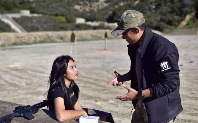 华天韵毕业去向，华天韵（宁愿在美服役7年也不愿当中国人）