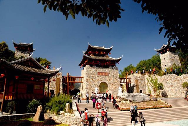 武汉的旅游景点，武汉值得去的景点（让你领略当地独特的风情与魅力）