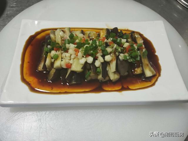 蒸酸甜茄瓜的做法，蒸茄瓜的做法大全（厨师长教你一道蒸茄子）