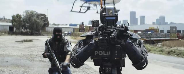 九岁酷皇后*，九岁酷皇后为什么不更了（《第九区》距今已十年了）