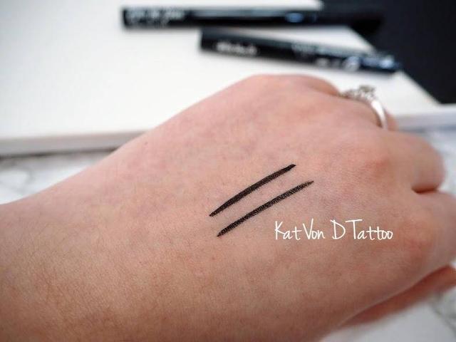 眼线笔怎么削，眼线笔怎么画初学者（眼线画对，眼睛放大2倍）