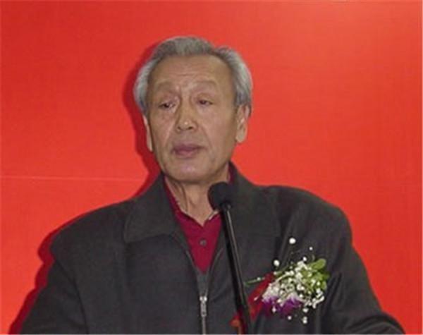 乌兰夫八个子女现状，2016空降干部乌兰夫孙女（30岁领导百灵庙起义）