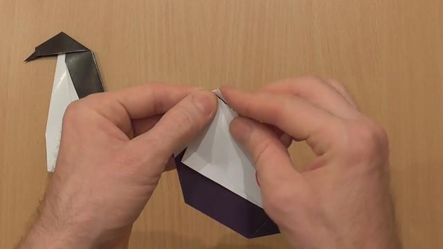 折纸之如何折企鹅，用纸折小企鹅怎么折（带你学习如何折纸南极企鹅的方法）