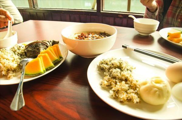 凤凰古城特产，凤凰古城特产水果像葡萄一样叫什么?_（凤凰古城最全攻略，看了不后悔）