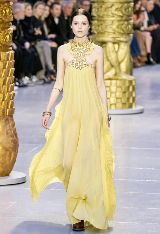 黄奶油是什么，安佳奶油是什么奶油（温温柔柔的奶油黄）