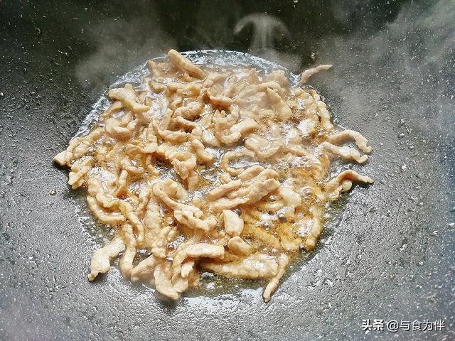 凉拌白菜丝怎么拌好吃，土豆丝凉拌怎么做好吃（记得巧用“它”）