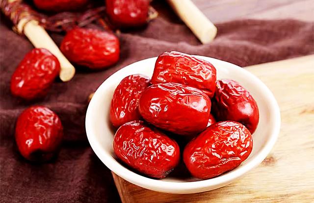 海枣是什么东西，海枣有什么功效（别再傻傻的搞错了）