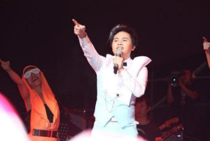 真的用心良苦 郑源，郑源我不后悔歌曲（“少年歌神”郑源的辉煌往事）