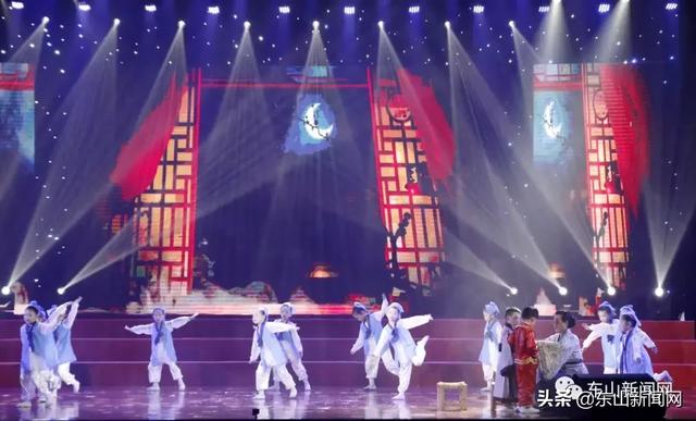 南京东山小学童话节，漳州市东山县2019年新春幼儿文艺大展演