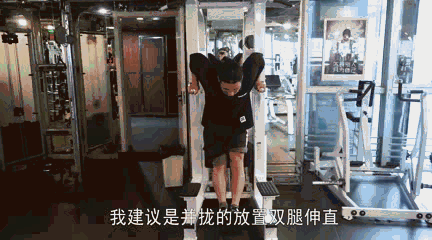 胸肌外侧训练的技巧，高效锻炼胸肌外侧动作图片（最难塑的“胸内外下沿”——无情高手一个练习全搞定）
