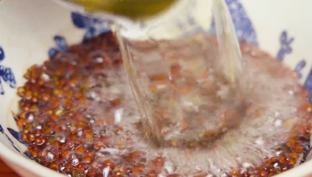 图片[5]-【花椒油】做法步骤图 又香又麻 炒菜拌面更香-起舞食谱网