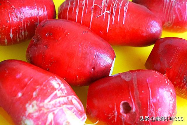 萝卜干咸菜，怎么做萝卜干咸菜（萝卜干这样腌放一年不坏）