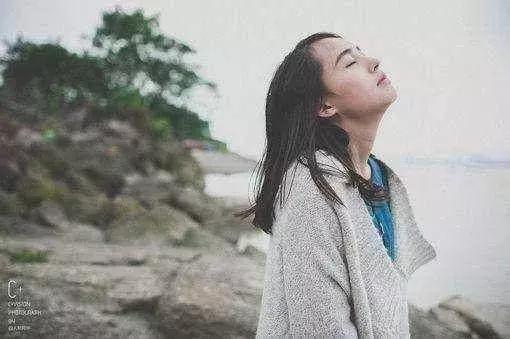 一个人心累伤感说说，10句一个人心累伤感说说（一个人心累失望的说说）