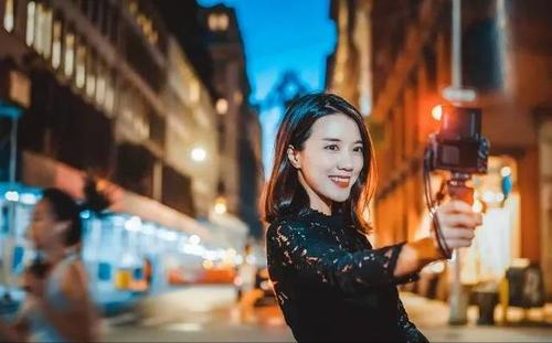 莫邪真的是公司老板吗，莫邪和田小野的真名（年收入过千万的五位网红）