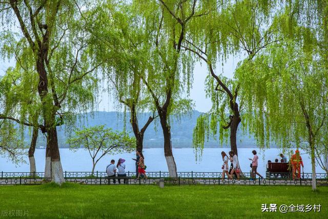 西湖十景是哪十景，西湖十景是哪十景门票多少钱（不知道西湖有没有污染）