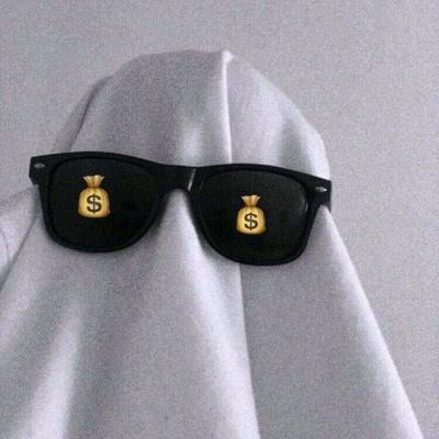 沙雕又不失帅气的头像，沙雕`小清新`帅气`文艺`男生头像微信（比较沙雕搞笑的男生头像大全）