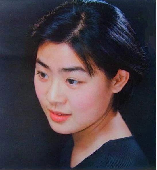 丛珊历任老公，丛珊现任老公照片（20岁凭《牧马人》一夜成名的丛珊）