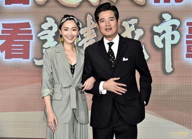 66岁老戏骨萧大陆被曝登记结婚，侯怡君身高（相差23岁被指“父女恋”）